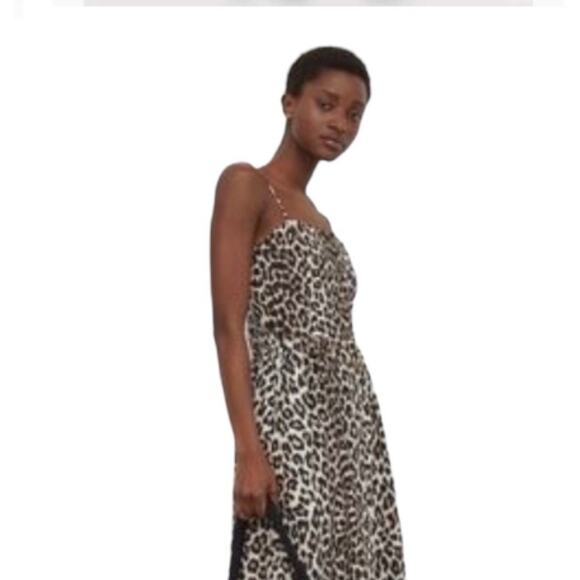 H&M Leopard Dress Size Large - Picture 2 of 10
